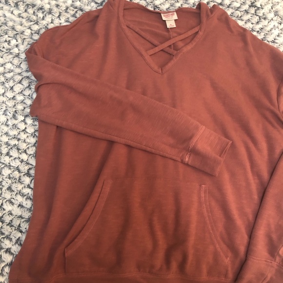 Hooded long sleeve top - Picture 2 of 5